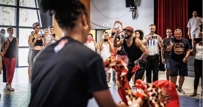 Dance class with a Cuban master